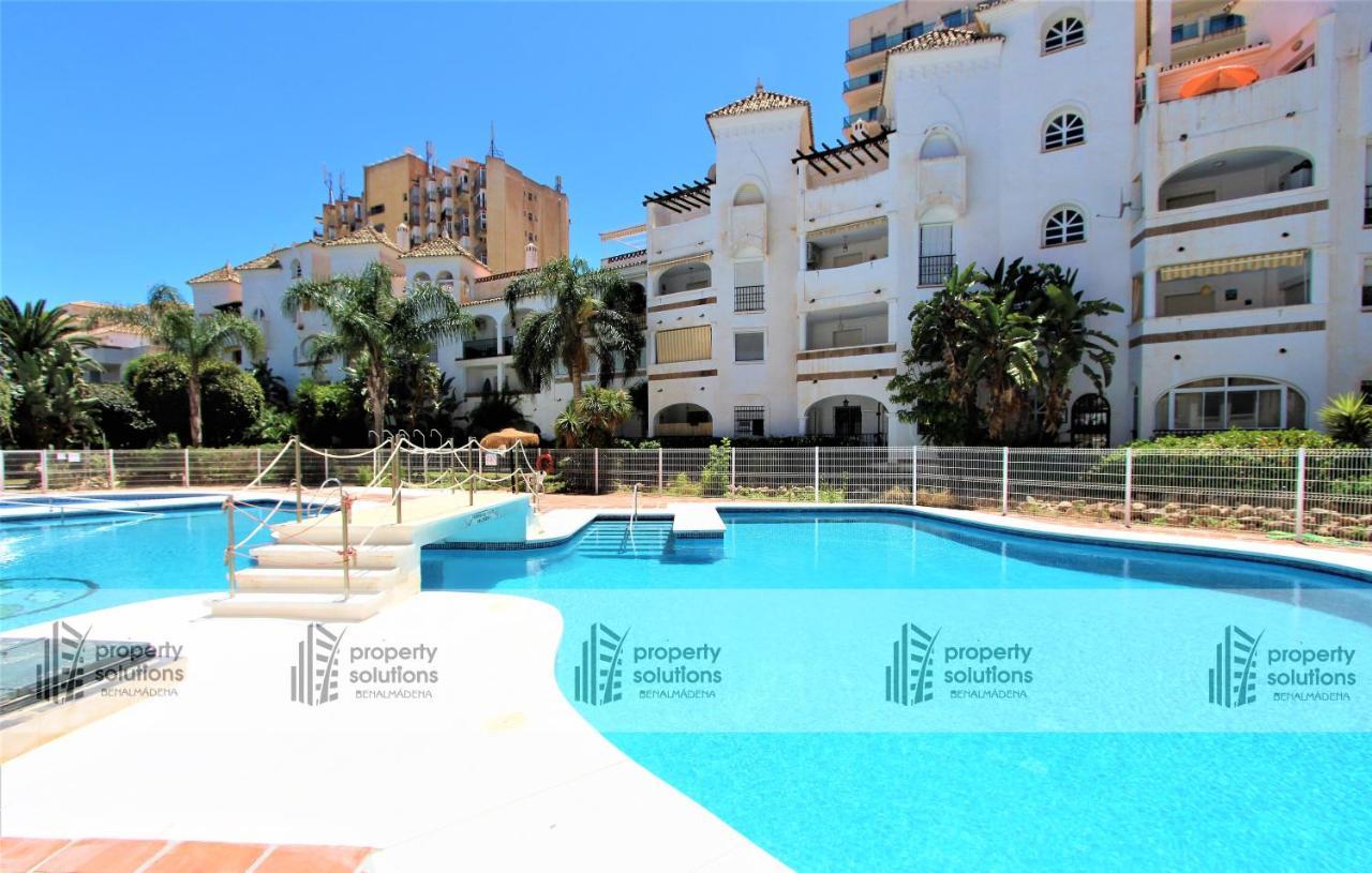 Timón II Apartamentos. A 90 metros de la playa. Piscina y Parking gratis. Benalmádena Exterior foto