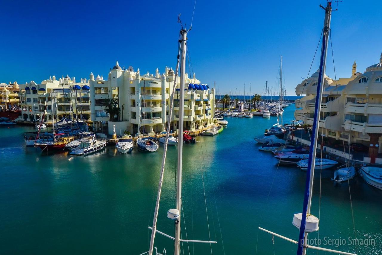 Timón II Apartamentos. A 90 metros de la playa. Piscina y Parking gratis. Benalmádena Exterior foto