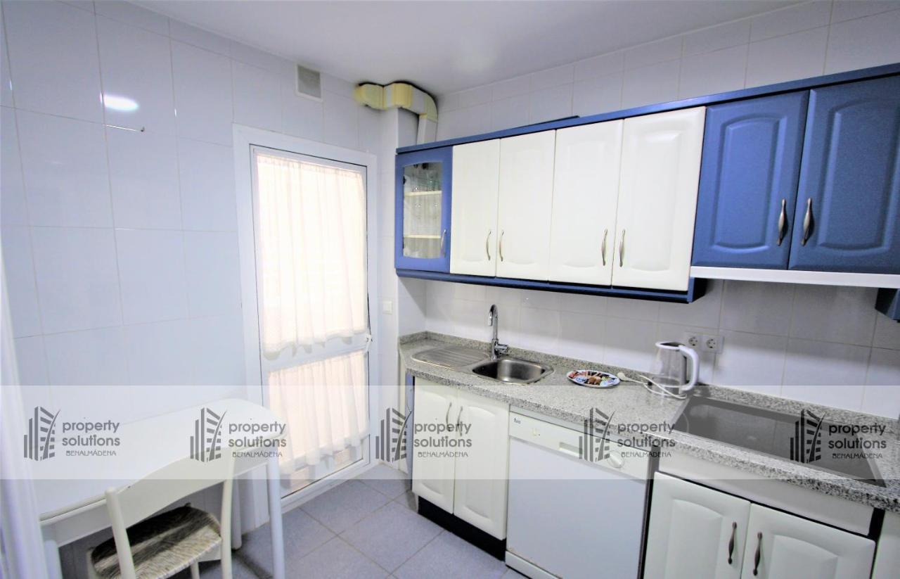Timón II Apartamentos. A 90 metros de la playa. Piscina y Parking gratis. Benalmádena Exterior foto